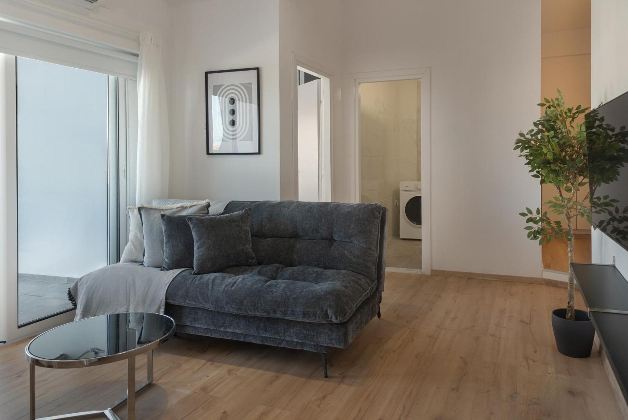 Phaedrus Living City Breeze Residences Finesse Larnaca Bagian luar foto
